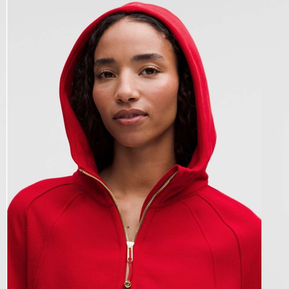Lululemon Scuba Oversized Full-Zip Hoodie
Dark Red / Gold - Picture 6 of 9